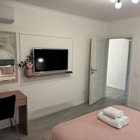Imedio Velvet Aviatiei Apartment *